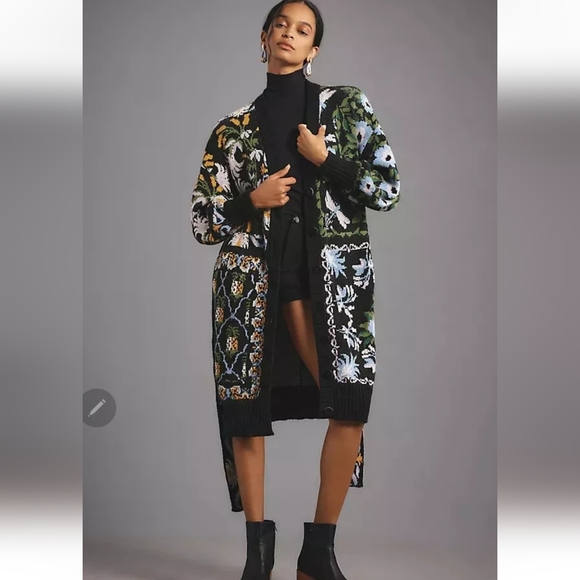 FARM Rio Multicolor Floral Cardigan - Picture 4 of 10